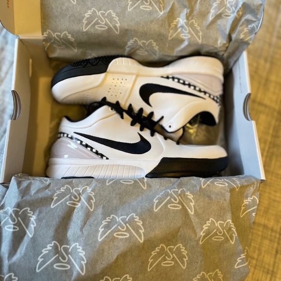 Other - Kobe 4 Protro Mambacita GIGI Size 9  Mens